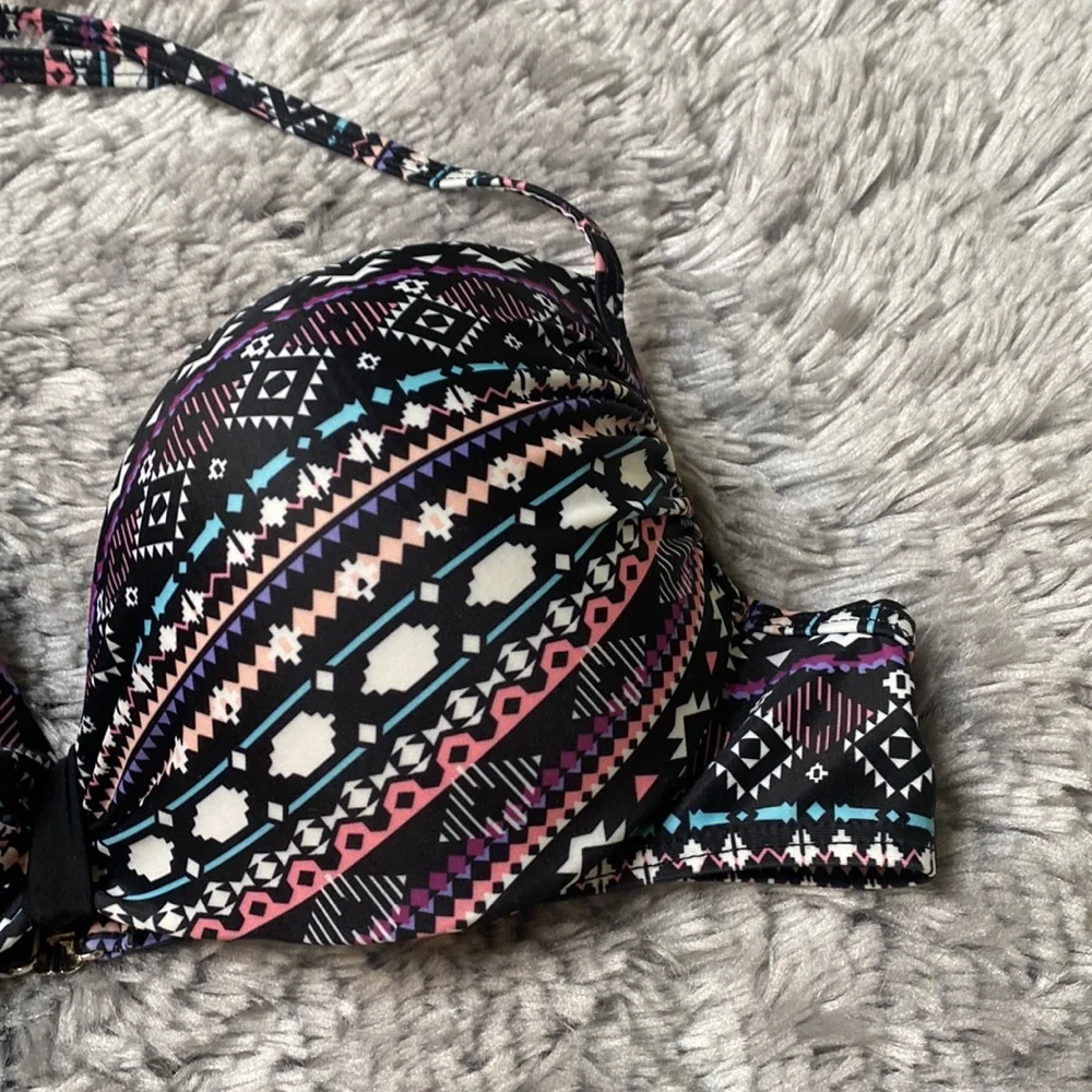 Halter-Style Black & Multi-Colored Swimsuit Top Size Medium Excellent Condition